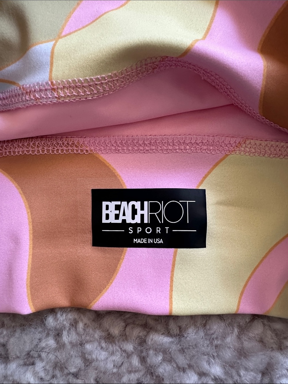 Beach Riot Leah Waikiki Sports Bra - Picture 5 of 5